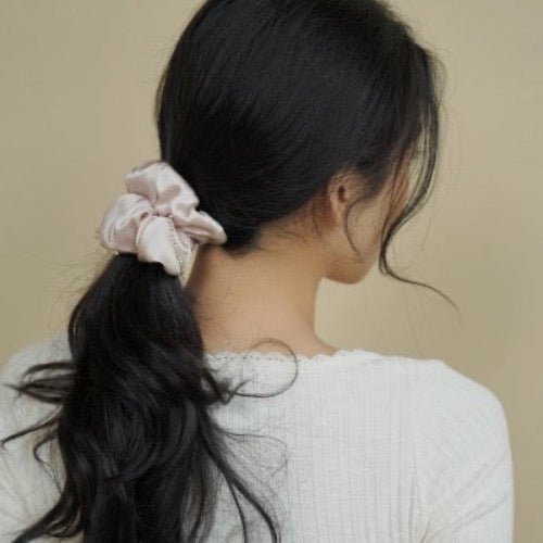 100% zijde oogverblindende haarscrunchie - 19 momme - diamantversiering - Glow and Vital