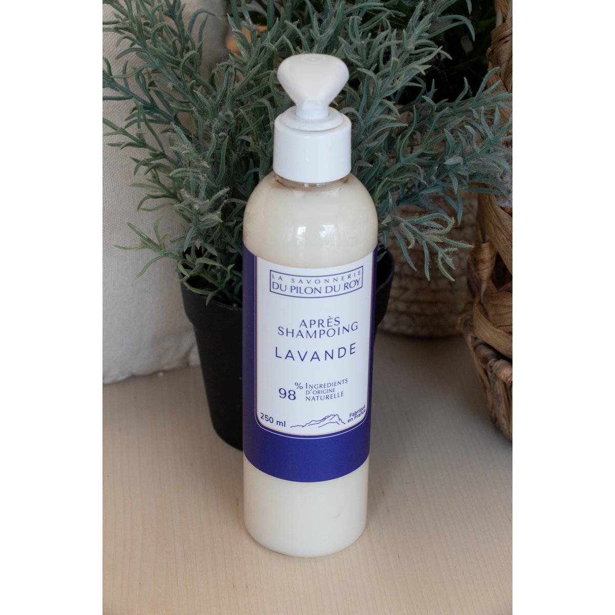 Biologische Olijfolie en Lavendel Conditioner 250ml - Glow and Vital