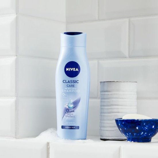 NIVEA Classic Care Shampoo - 250 ml - Glow and Vital